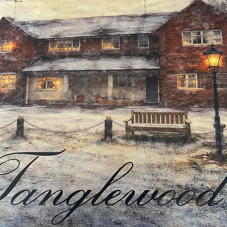Tanglewood Gatwick Bed & Breakfast-3